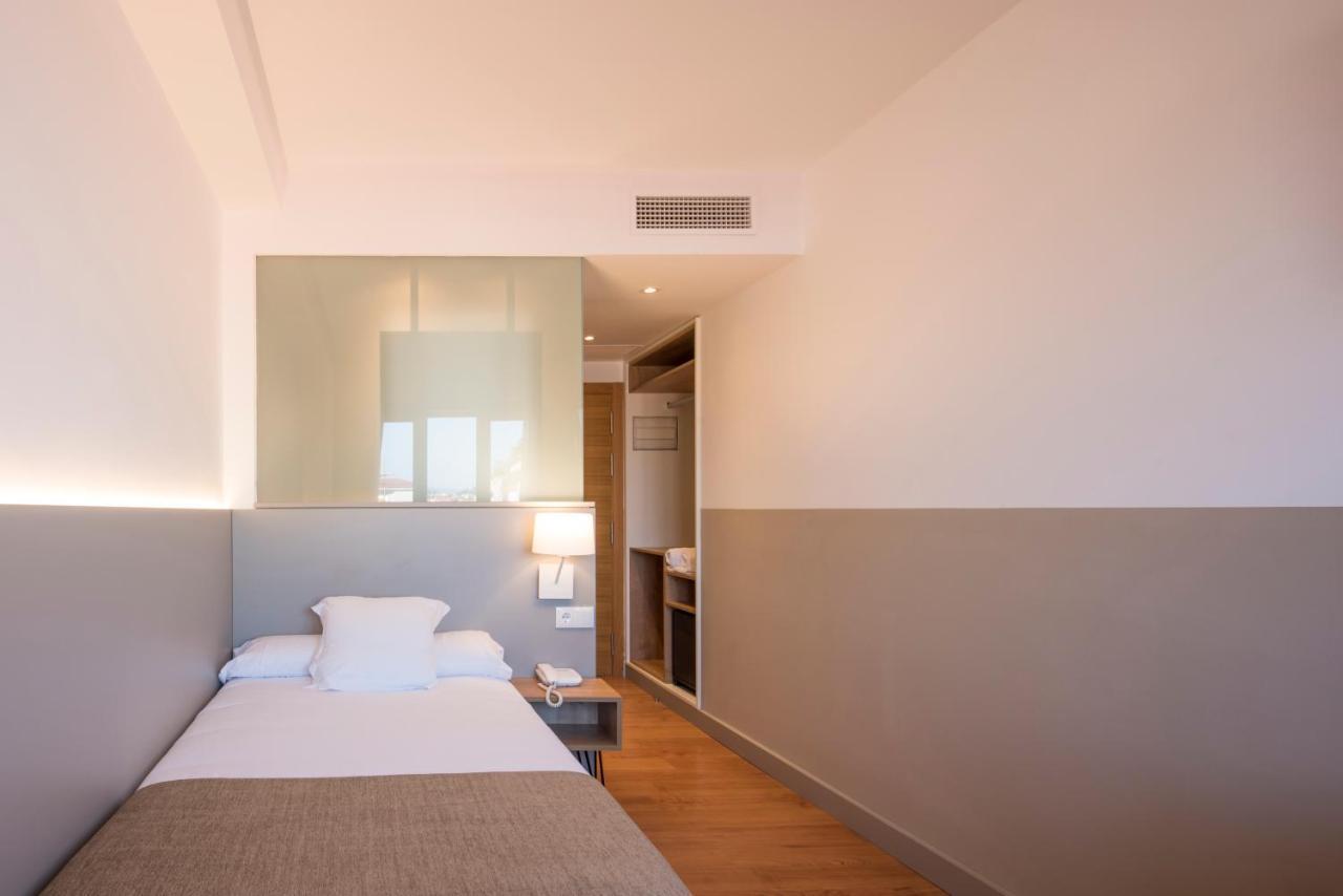 Hotel Airinos 3* Кангас Экстерьер фото